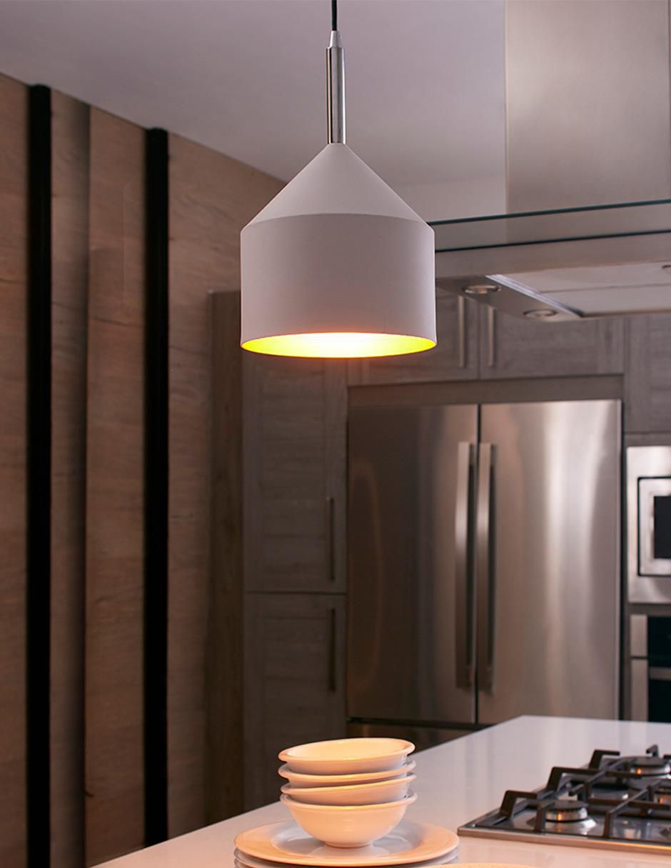 Lámpara Tecnolite incandescente y led Auva